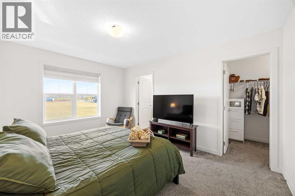 251 Chinook Gate Boulevard Sw Property Photo 30