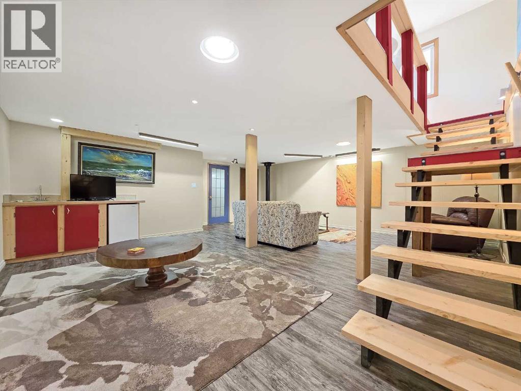 9818 110 Street Property Photo 15