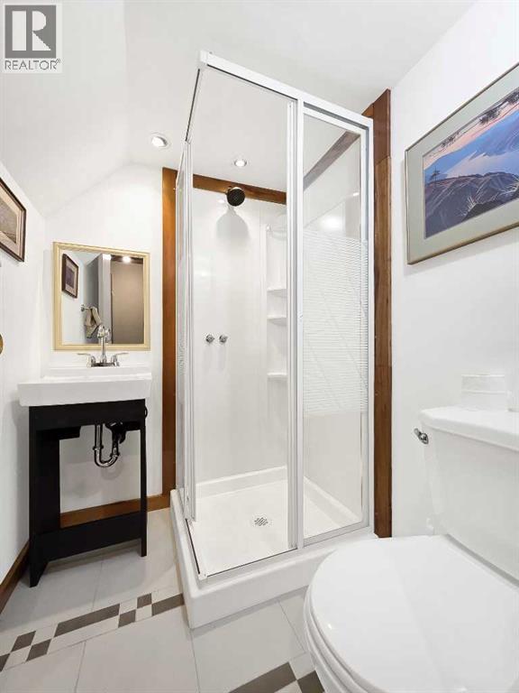 9818 110 Street Property Photo 18
