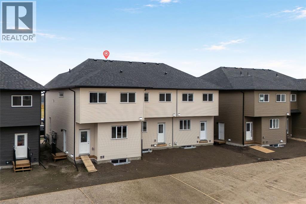 21527 Sheriff King Street Sw Property Photo 3
