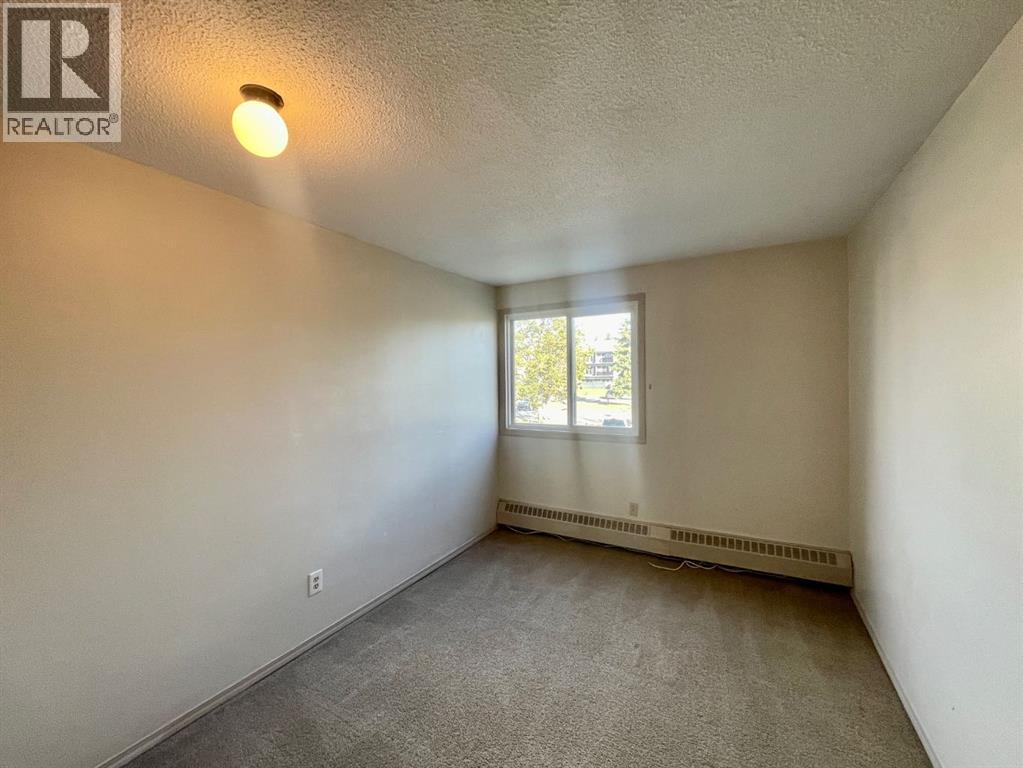 5611 9 Avenue Property Photo 14