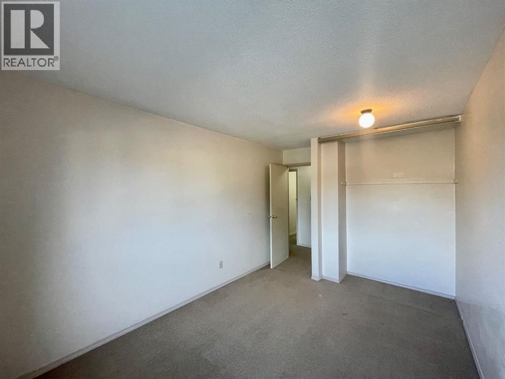 5611 9 Avenue Property Photo 15