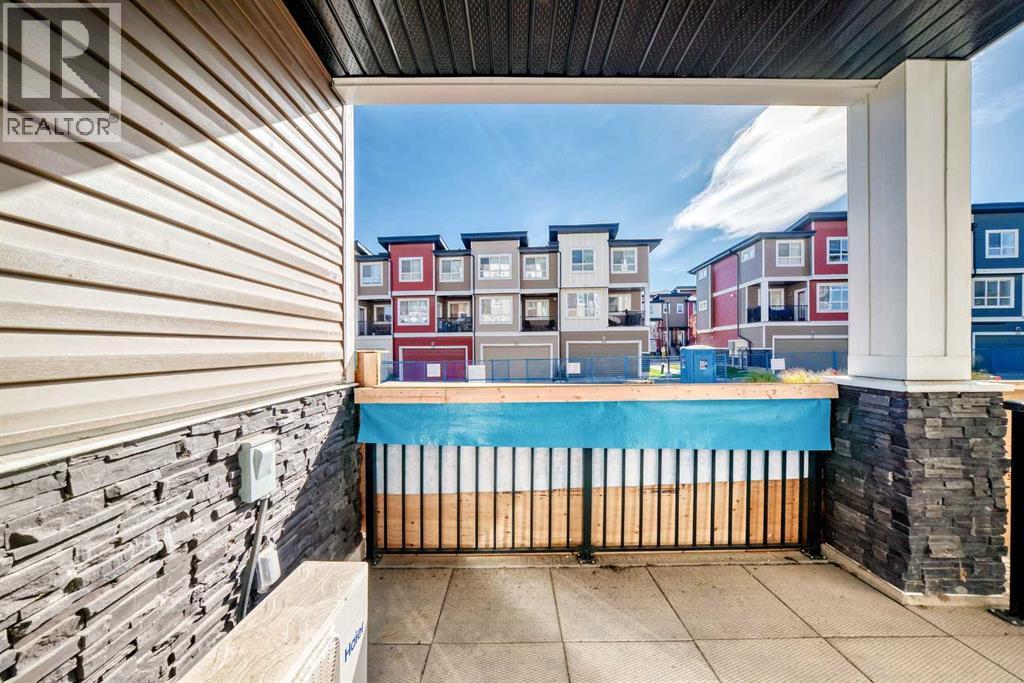 25 Walgrove Walk Southeast Property Photo 19
