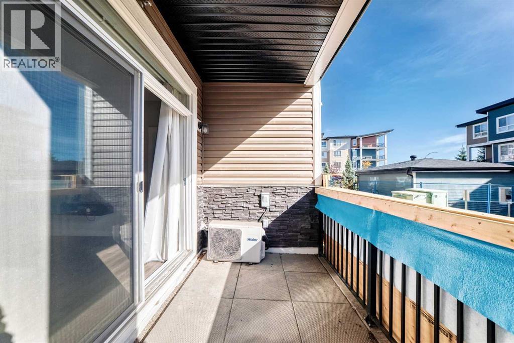 25 Walgrove Walk Southeast Property Photo 22