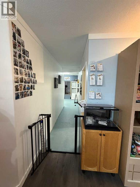 5312 49 Avenue Property Photo 5