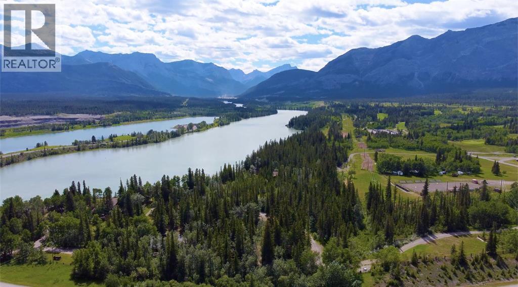 9 Bagley Pass Property Photo 3