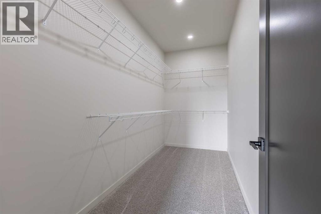 72 E 300 S Property Photo 15