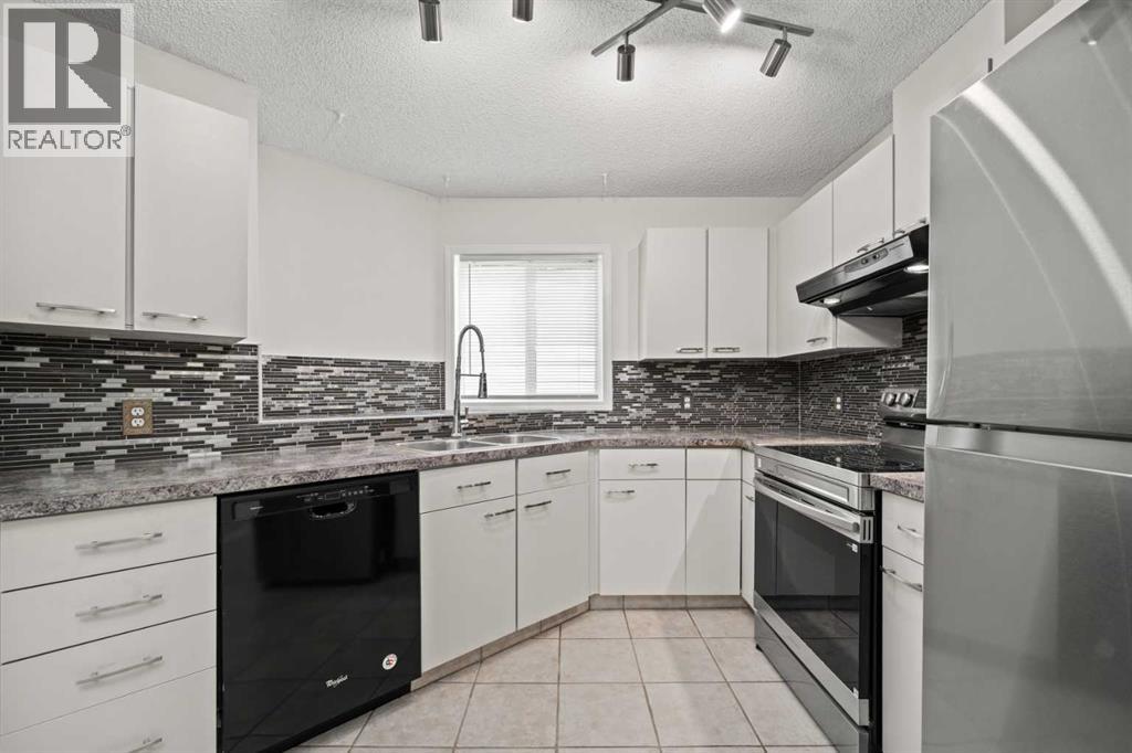 107 Tararidge Close Ne Property Photo 13