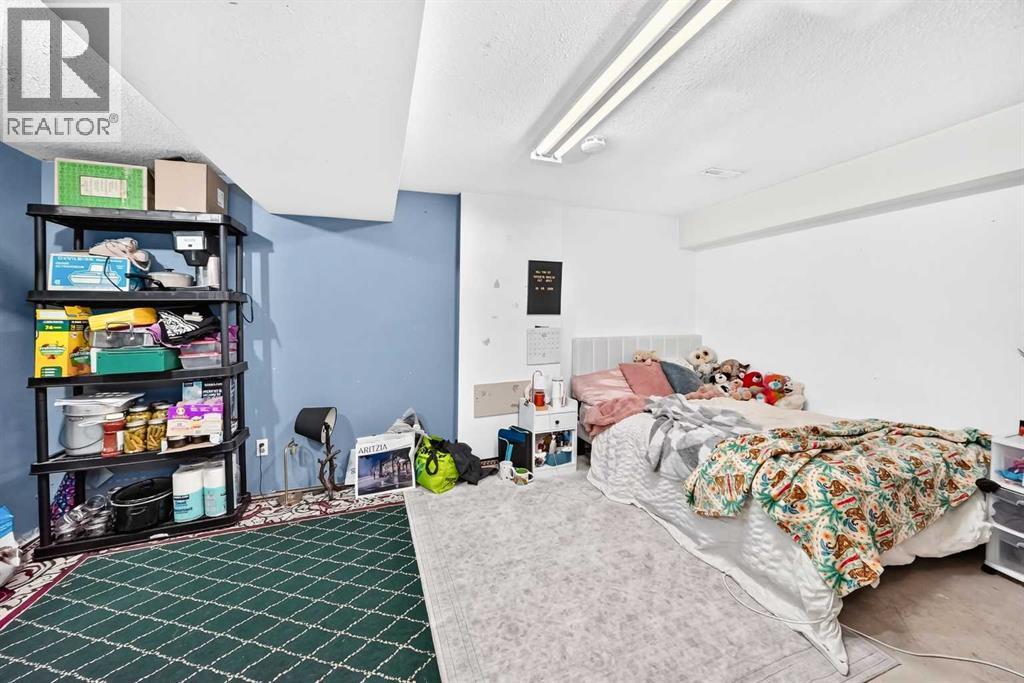 240 Jensen Drive Ne Property Photo 34