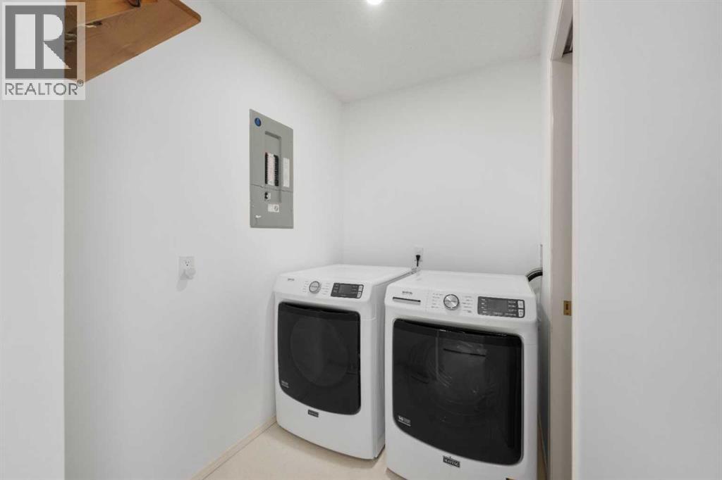 52 West Mitford Crescent Property Photo 24