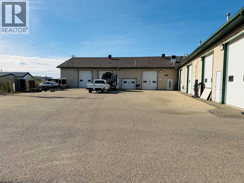9715 105 Street Property Photo 13