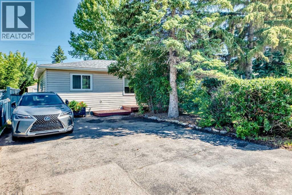 8512 33 Avenue Nw Property Photo 5