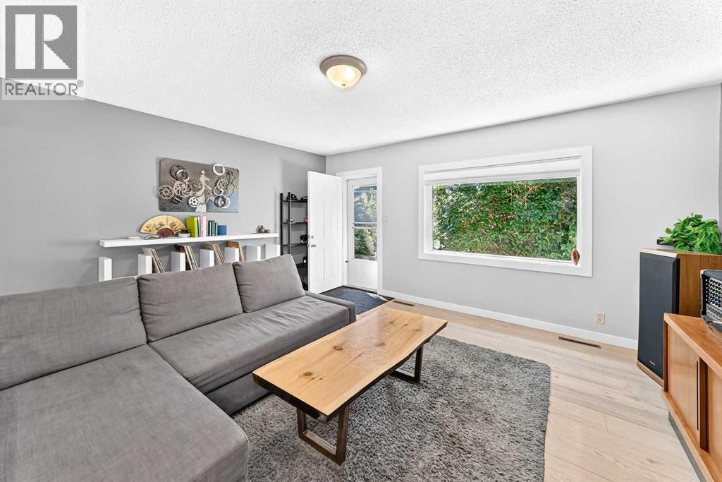 8512 33 Avenue Nw Property Photo 9