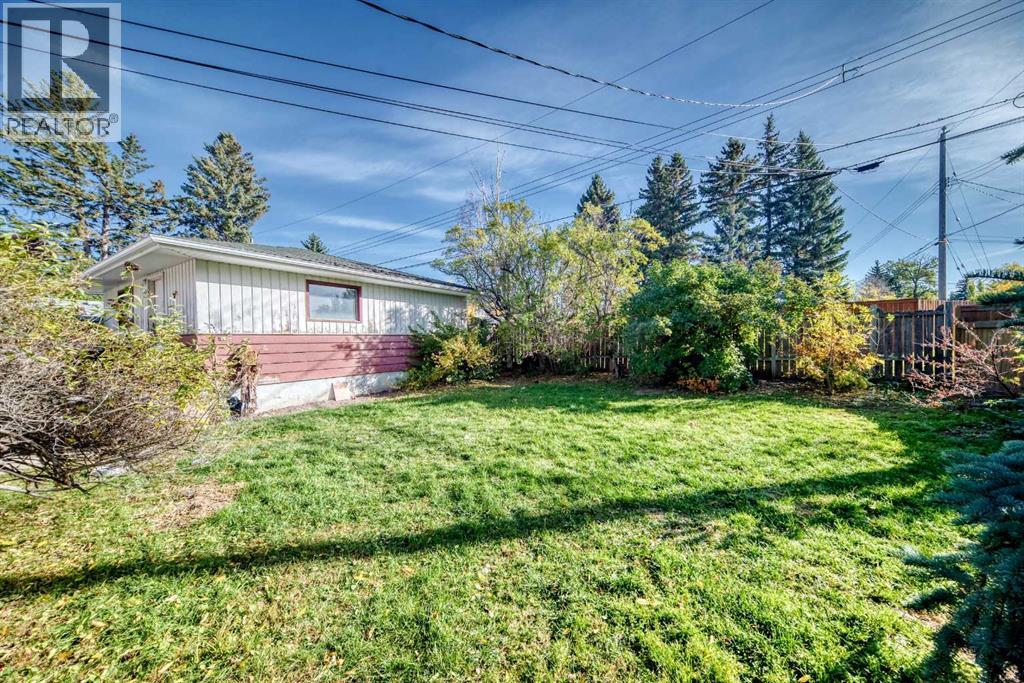1936 45 Street Sw Property Photo 10