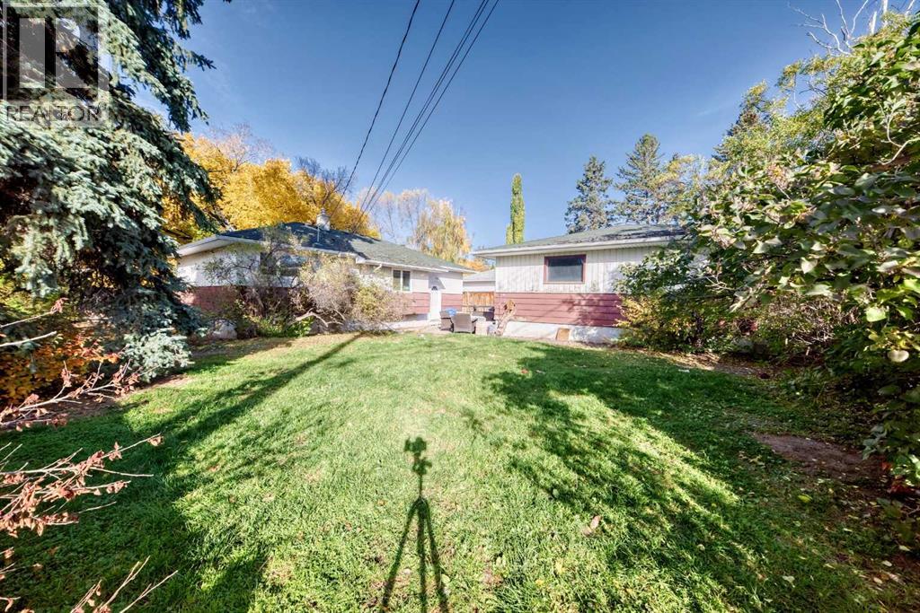 1936 45 Street Sw Property Photo 11