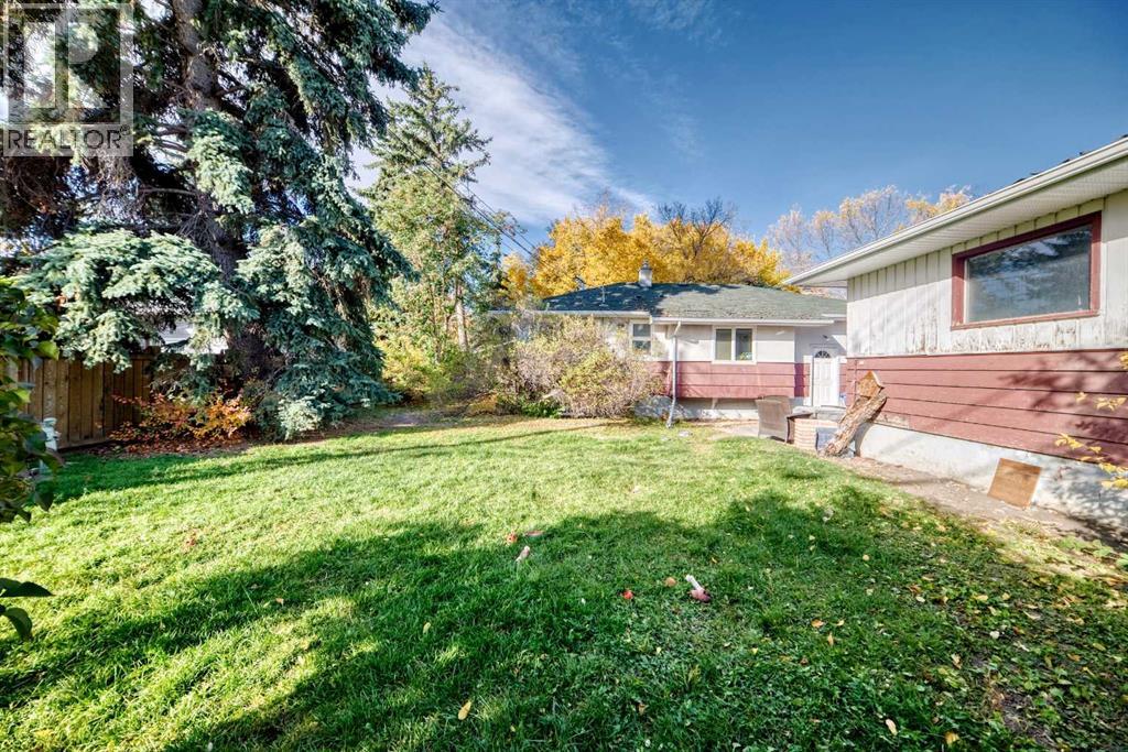 1936 45 Street Sw Property Photo 12
