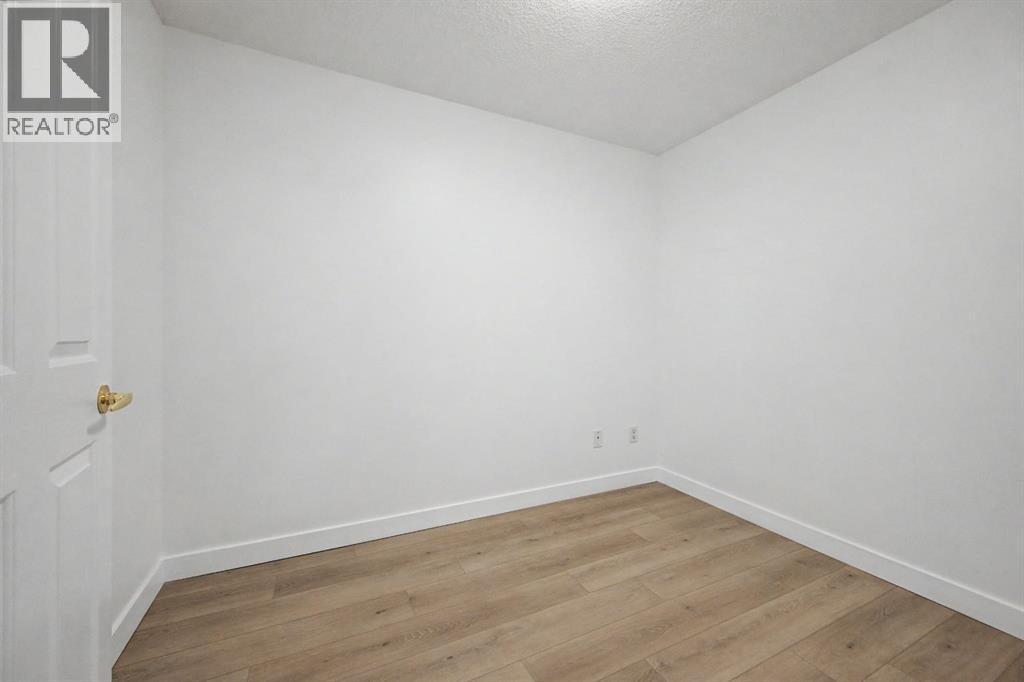 6818 Pinecliff Grove Northeast Property Photo 10