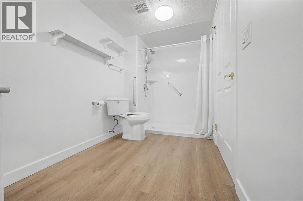 6818 Pinecliff Grove Northeast Property Photo 16