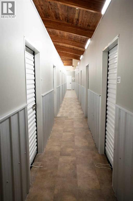 4410 47 Avenue Property Photo 7