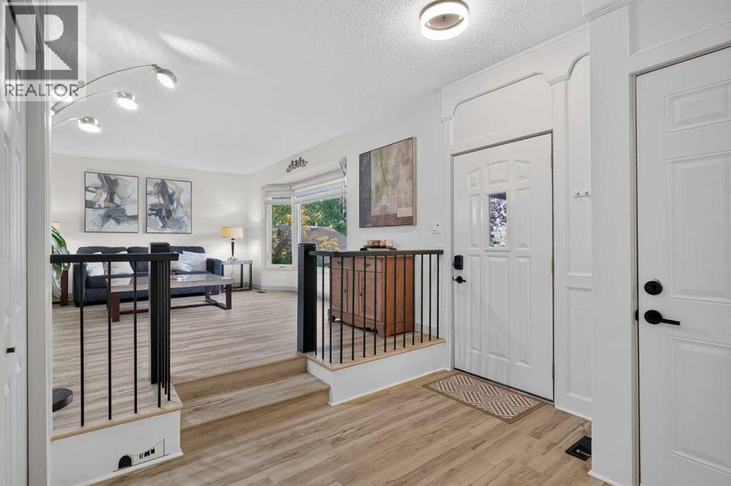 40 Silver Ridge Court Nw Property Photo 2