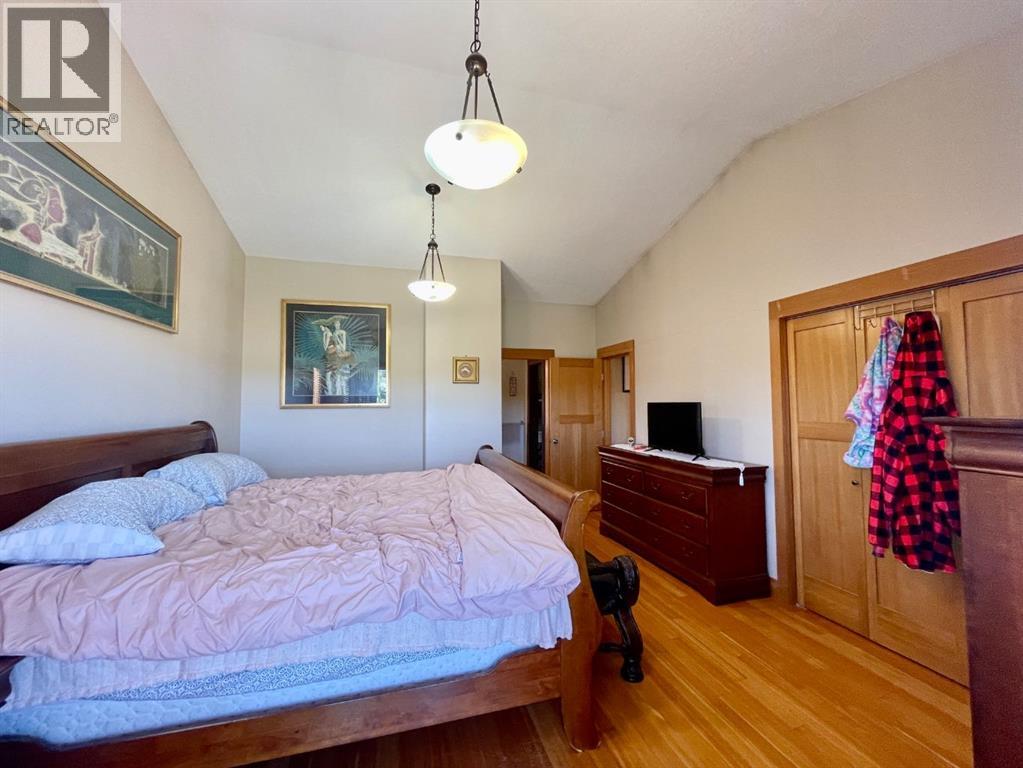 4112 15 Avenue Property Photo 28