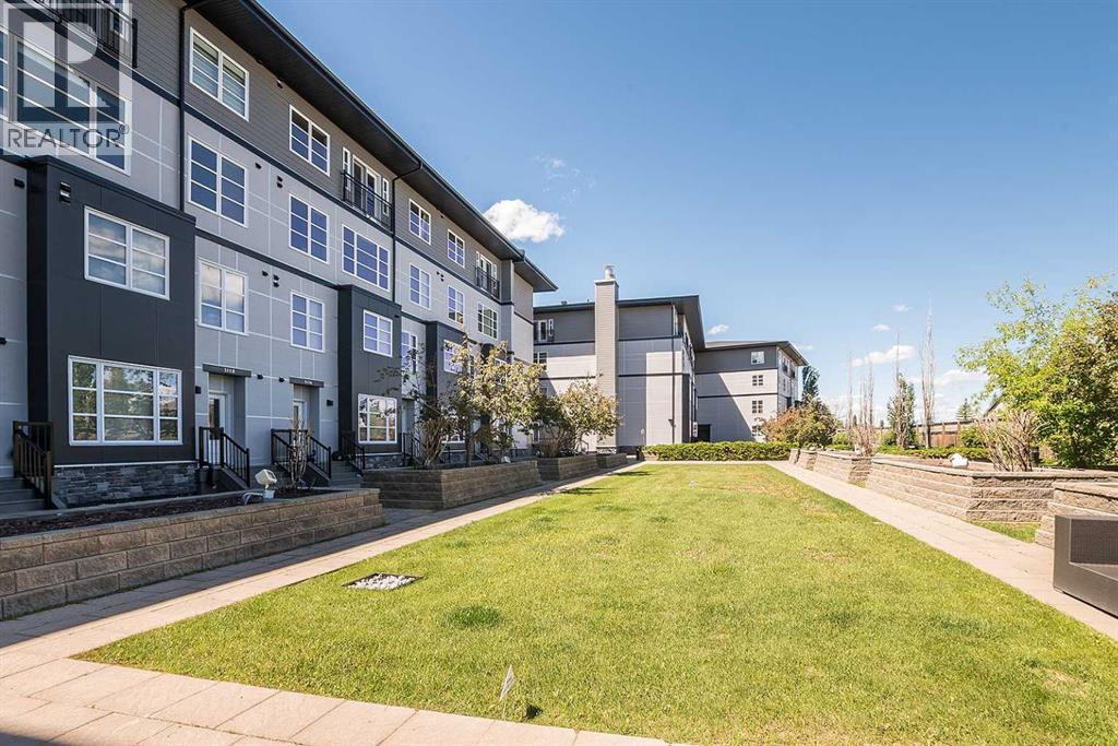 2660 22 Street Property Photo 2