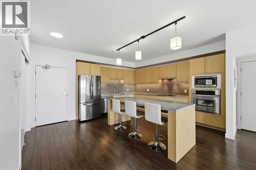 2660 22 Street Property Photo 4