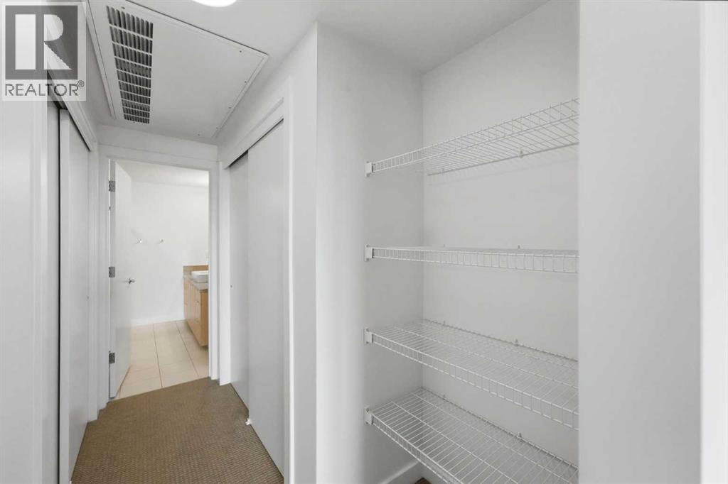 2660 22 Street Property Photo 20