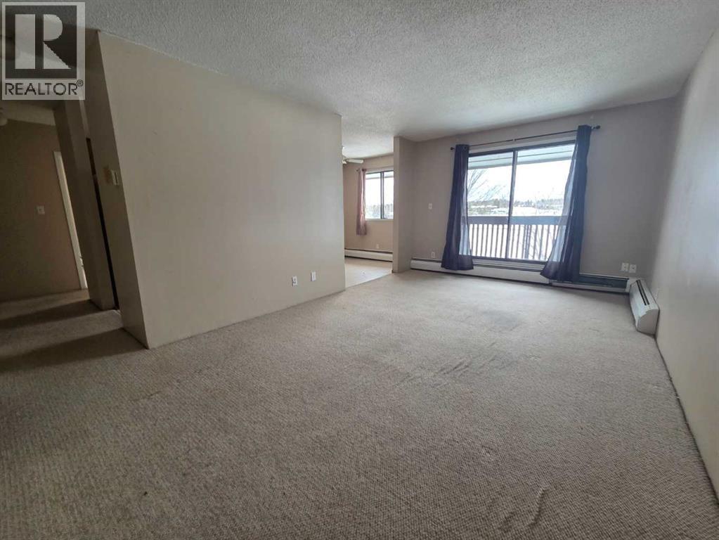 5317 5 Avenue Property Photo 2
