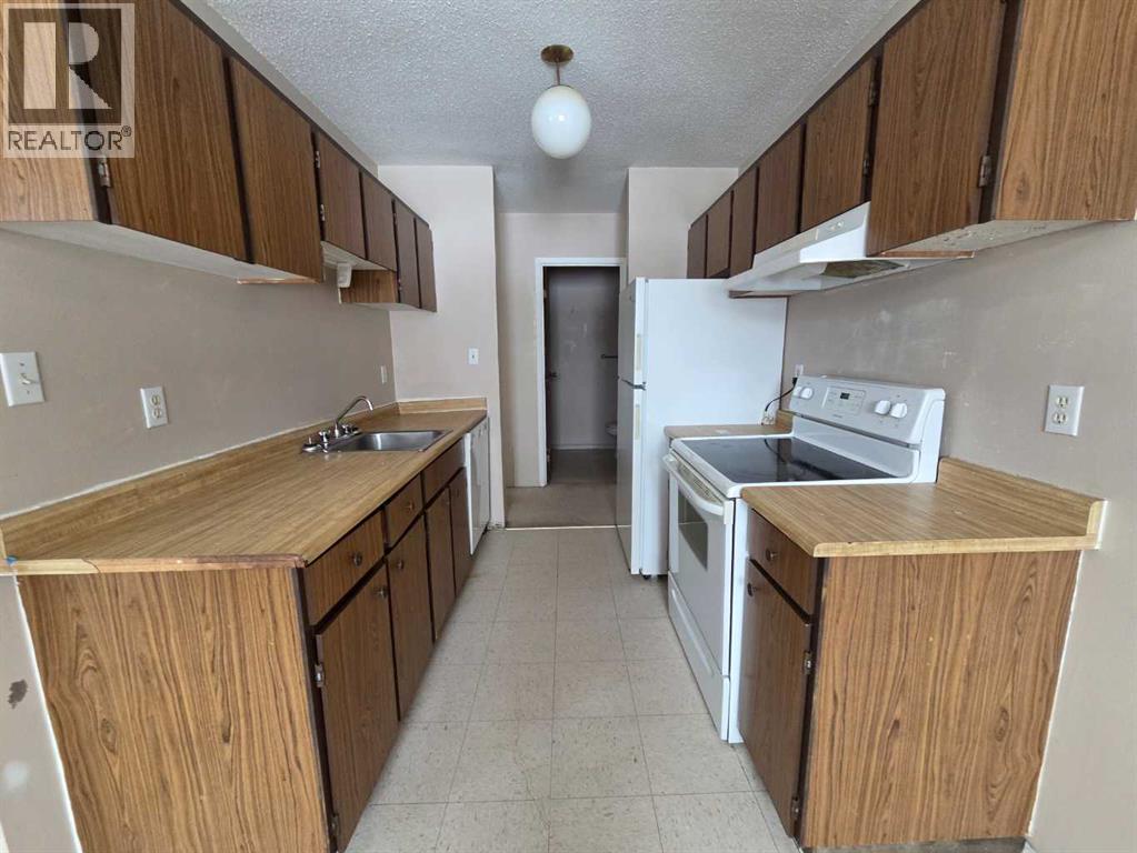 5317 5 Avenue Property Photo 3