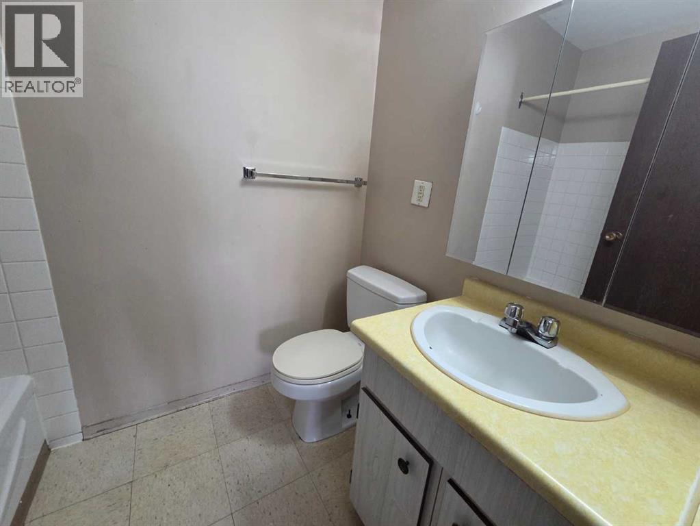5317 5 Avenue Property Photo 4