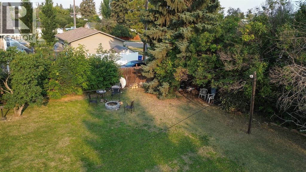 3830 46 Street Property Photo 24