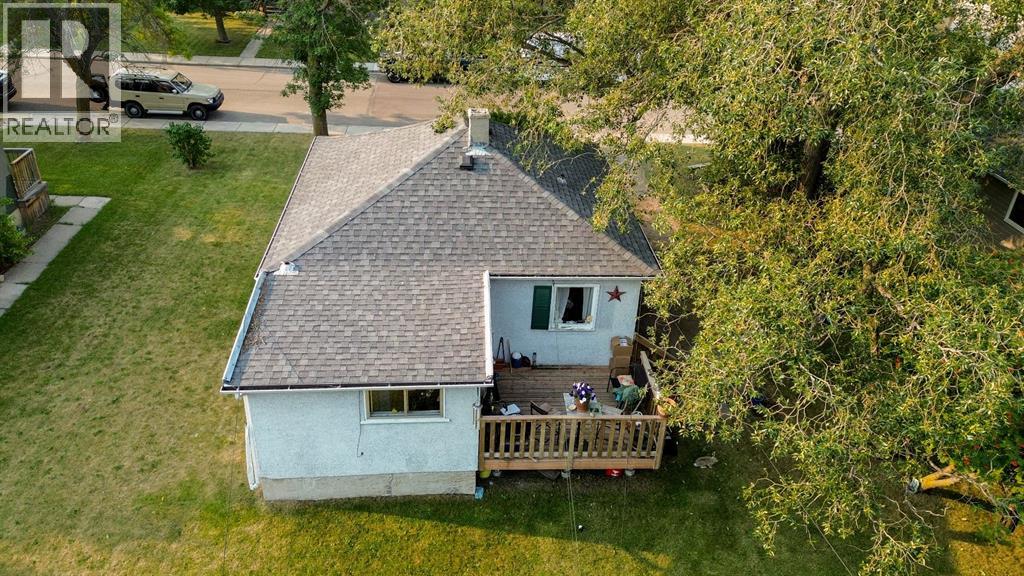 3830 46 Street Property Photo 26