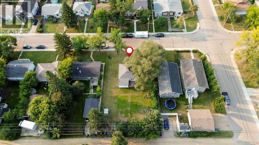 3830 46 Street Property Photo 30
