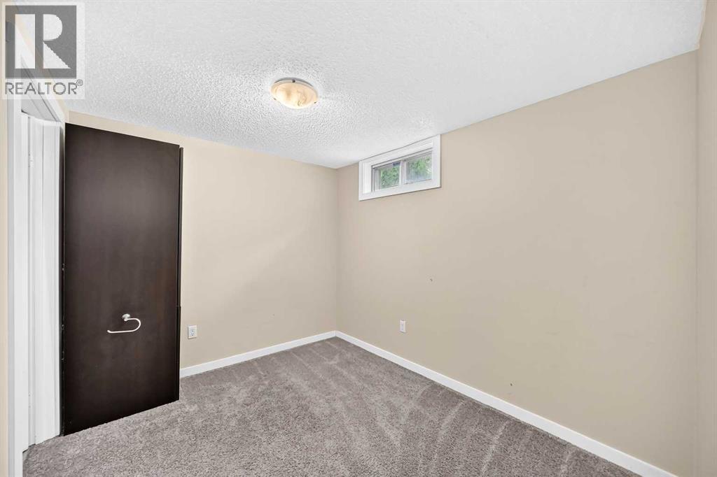 6607 Malvern Road Ne Property Photo 17