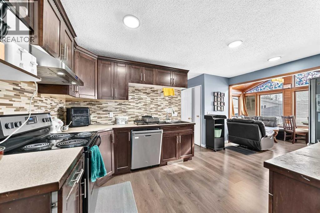 5447 Rundleview Road Ne Property Photo 9