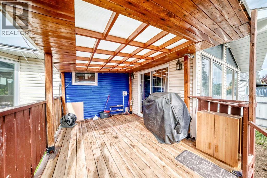 5447 Rundleview Road Ne Property Photo 13