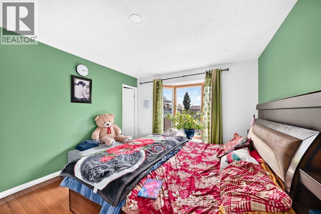 5447 Rundleview Road Ne Property Photo 17