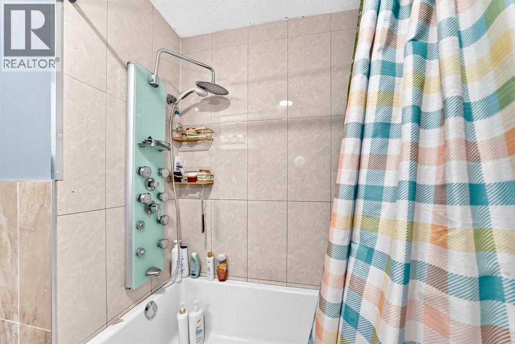 5447 Rundleview Road Ne Property Photo 24