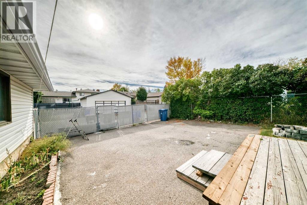 5447 Rundleview Road Ne Property Photo 39
