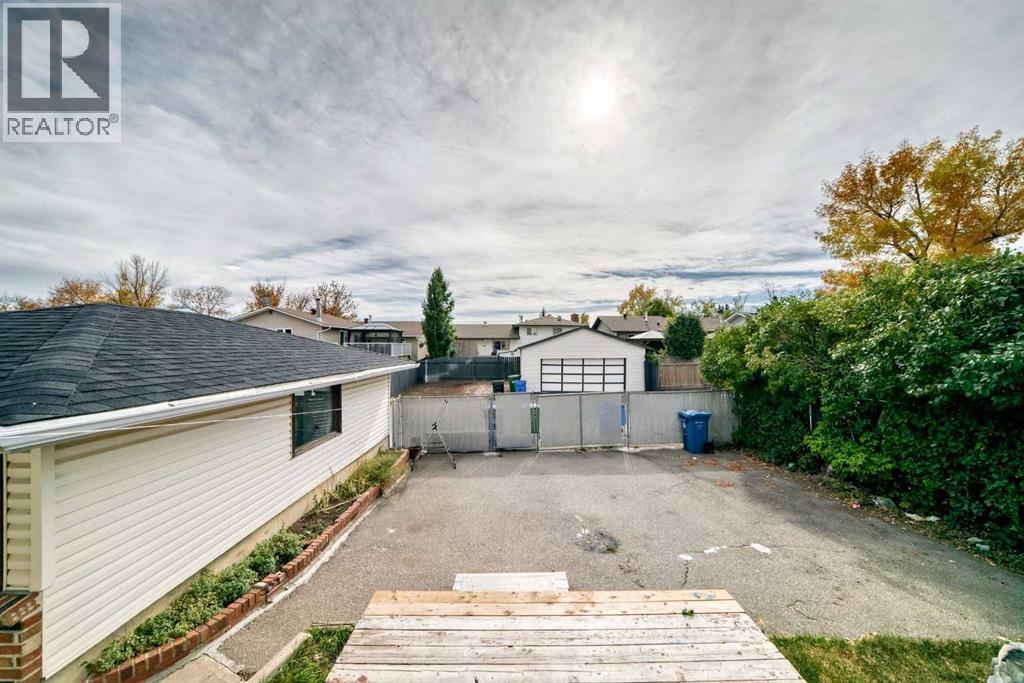 5447 Rundleview Road Ne Property Photo 40