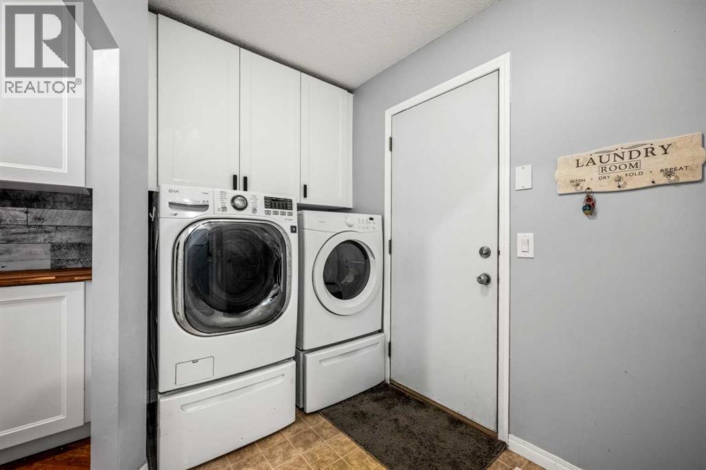 163 West Lakeview Passage Property Photo 16