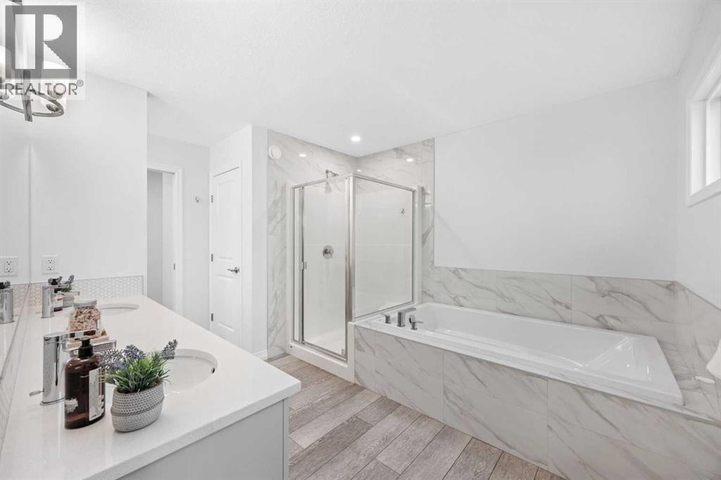 101 Howse Common Ne Property Photo 24