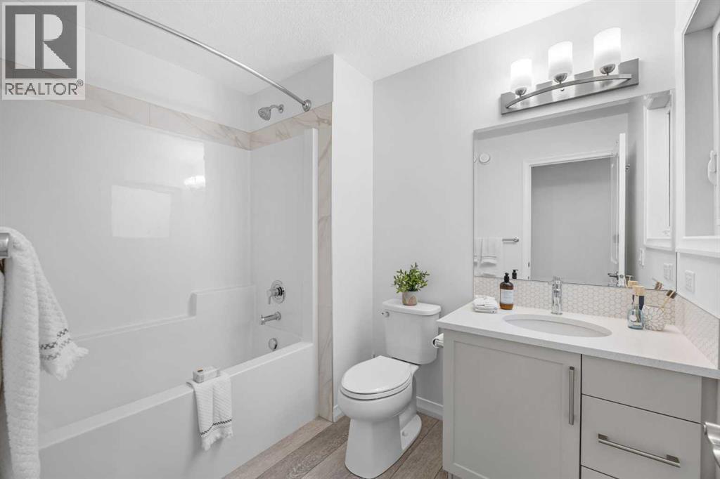 101 Howse Common Ne Property Photo 31