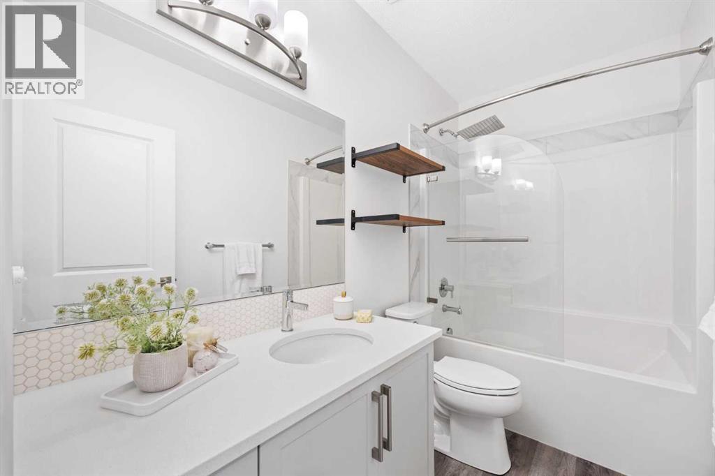 101 Howse Common Ne Property Photo 35