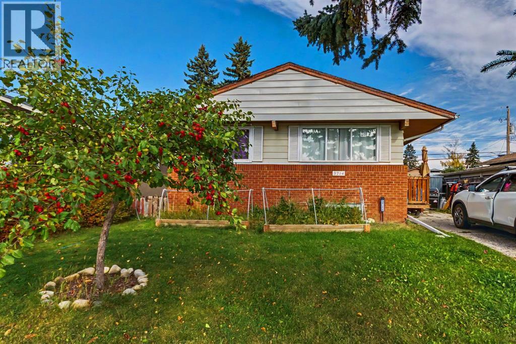 3714 Dover Ridge Drive SE Property Photo 1