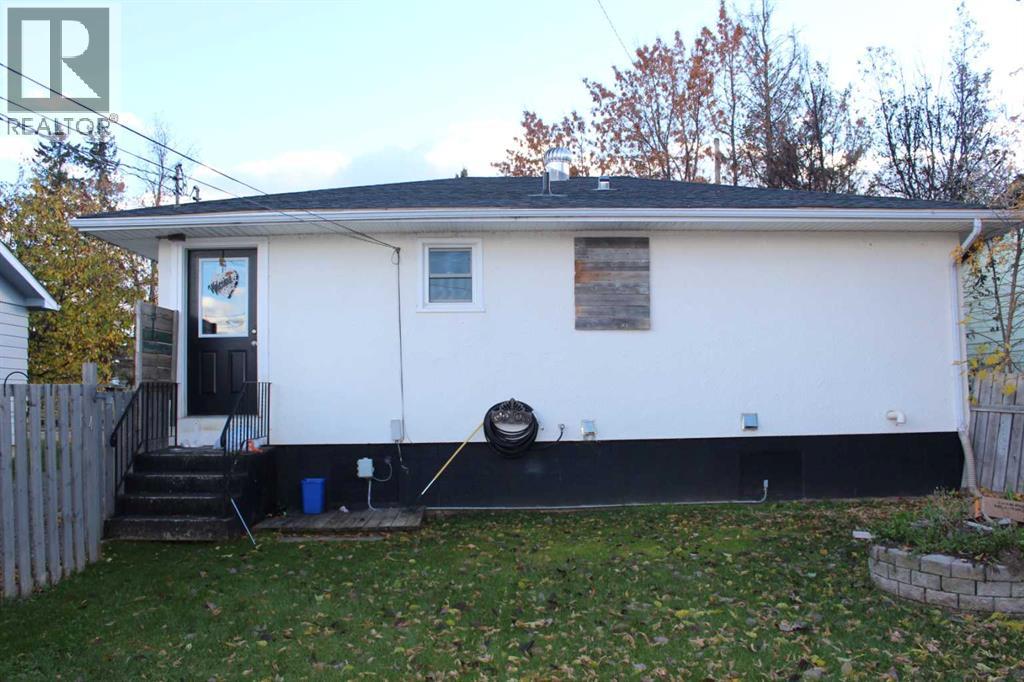 206 2nd Avenue Sw Property Photo 8