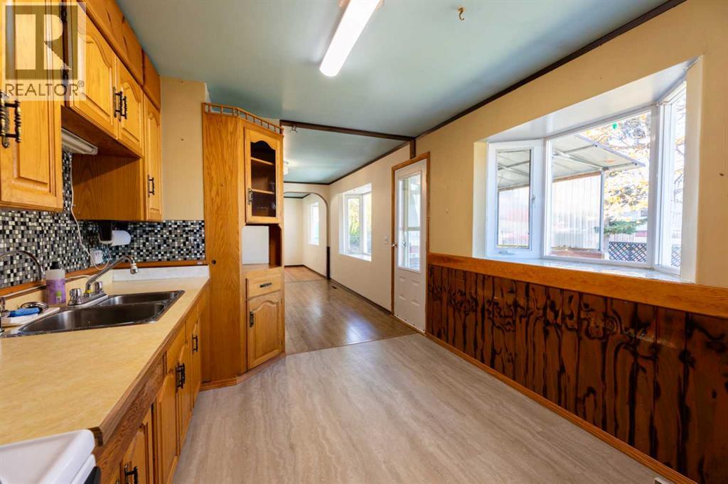 147 Meadow Drive Property Photo 3