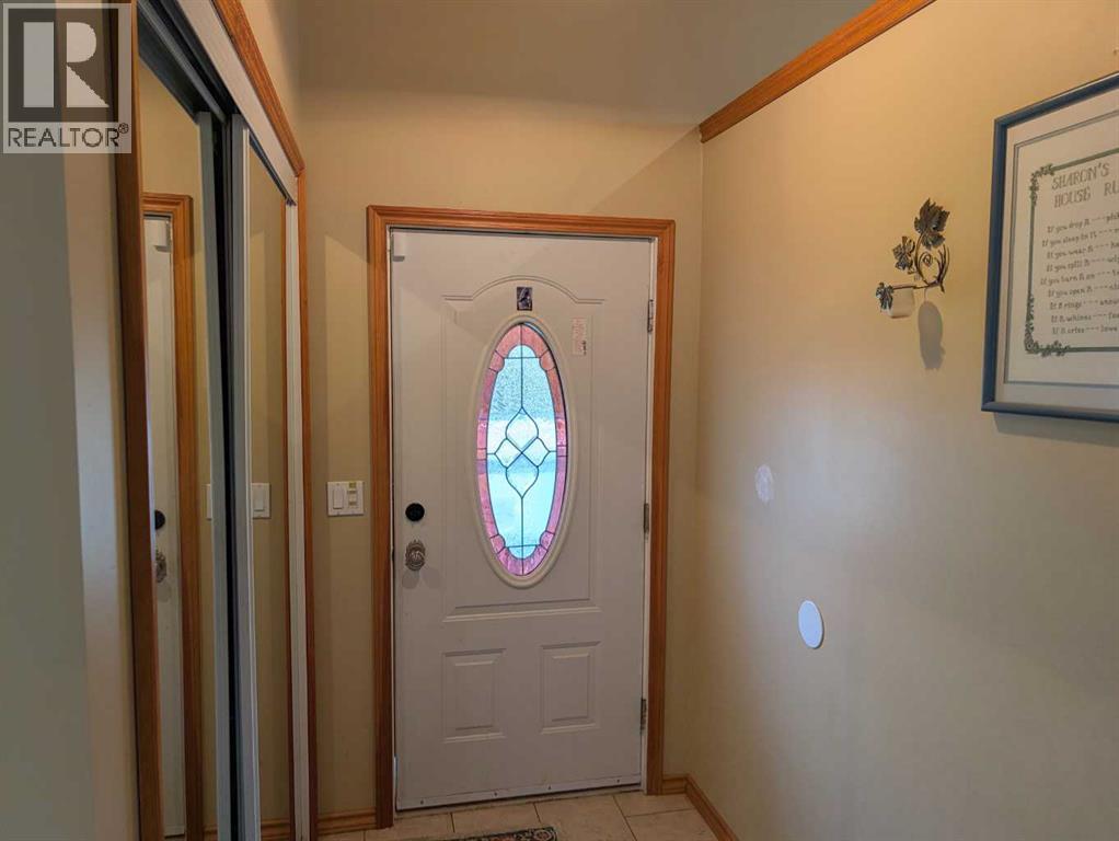 802 Railway Avenue Property Photo 7