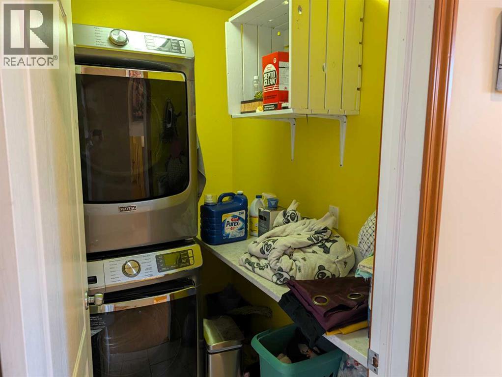 802 Railway Avenue Property Photo 11